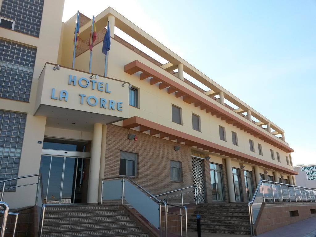 Hotel La Torre Лос-Монтесинос Экстерьер фото